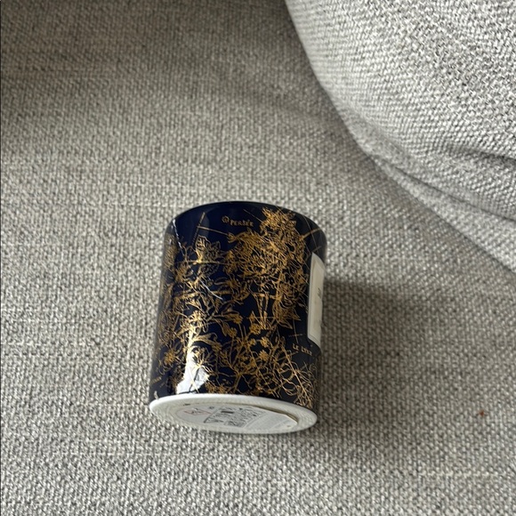 Christian Dior 30 Montaigne Candle